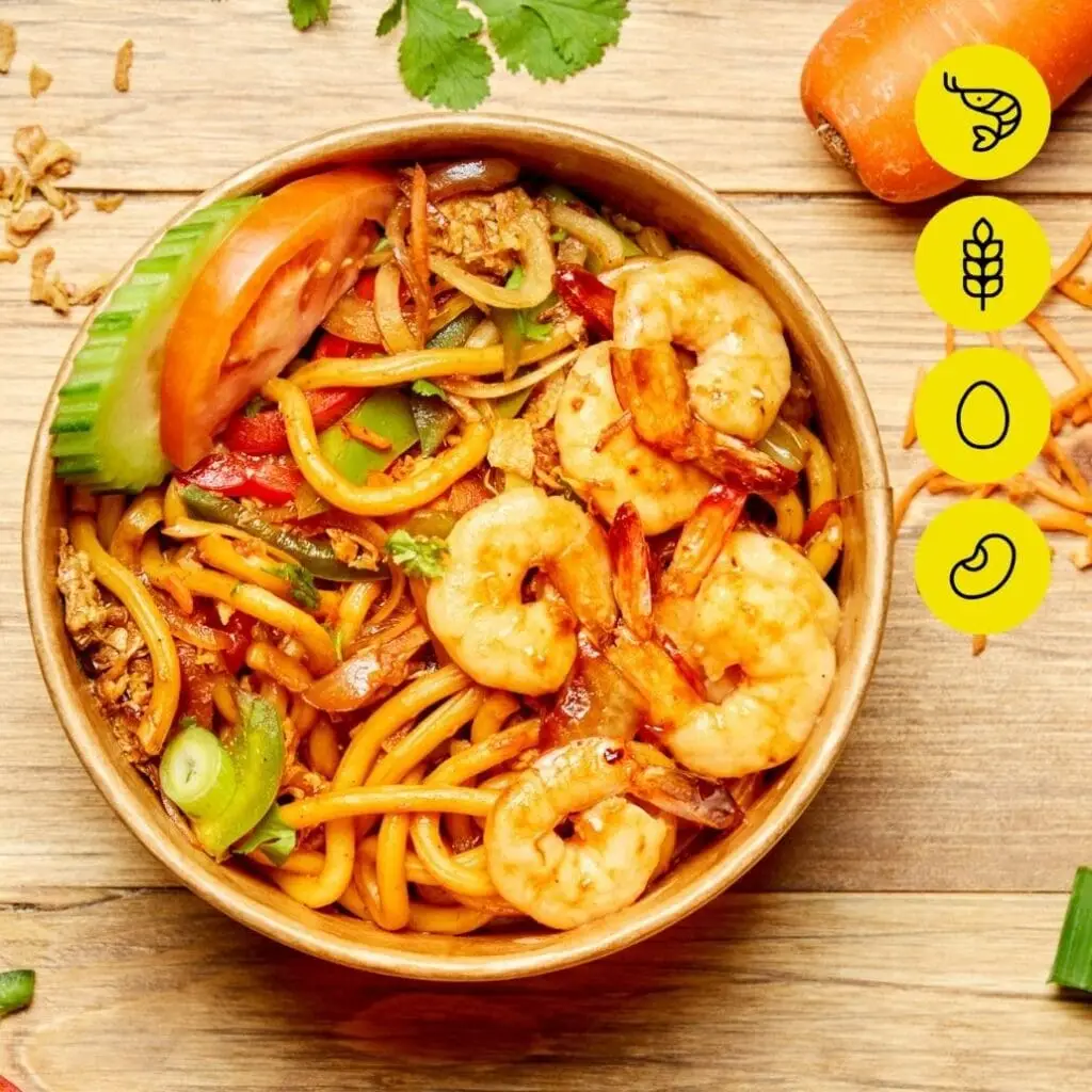 Bangcook Udon Crevettes - nouilles udon au wok, crevettes épicées et sauce thaï, cuisine express et savoureuse.