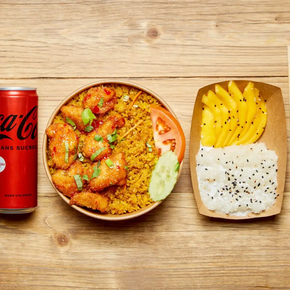 Formule Bangcook Gourmand : un plat thaï savoureux, accompagné d'un dessert thaï traditionnel et d'une boisson fraîche.