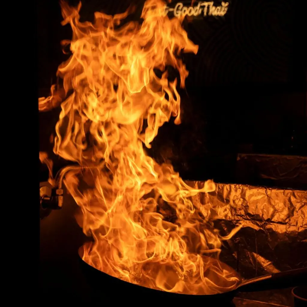 Chez Bangcook, chaque plat est cuisiné à la minute et à la demande pour s’adapter à vos envies et limiter le gaspillage alimentaire