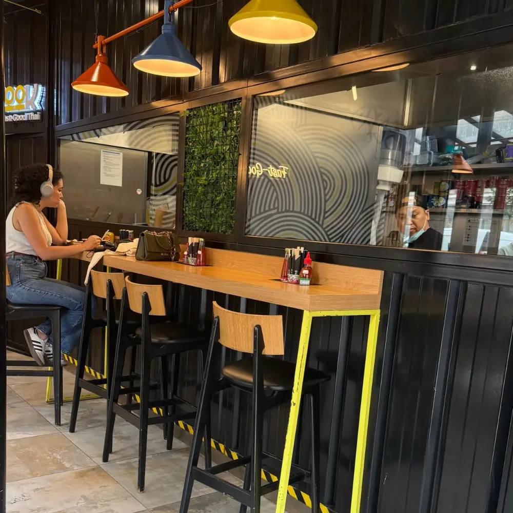 Bangcoook, restaurant thaï urbain situé dans le 9e arrondissement de Paris