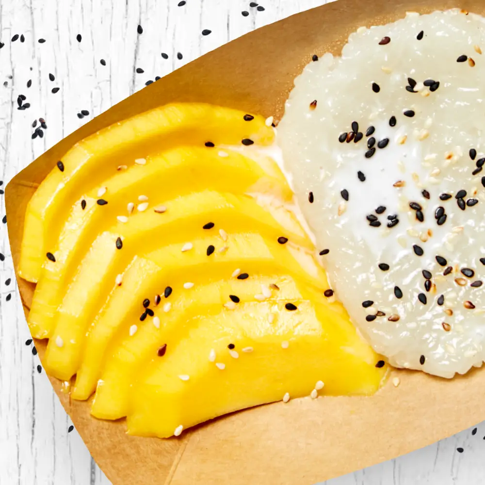 Dessert thaï BANGCOOK : riz gluant au lait de coco, mangue fraîche et nappage coco onctueux